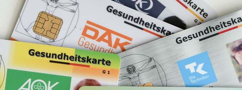 Der Bundesrat bremst das Sparpaket für stabile Krankenkassenbeiträge vorerst aus. (Archivbild)  - Foto: Jens Kalaene/dpa-Zentralbild/dpa