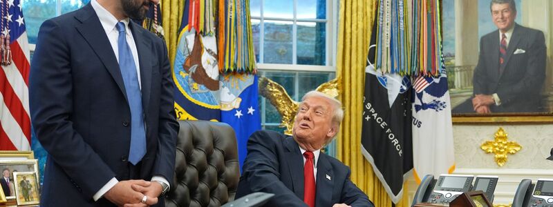 Der linke Demokrat und der Republikaner gaben ein überraschend einträchtiges Bild ab.  - Foto: Evan Vucci/AP/dpa