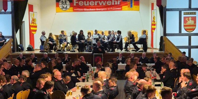 FW Ense: Jahresdienstbesprechung der Gesamtwehr in Ense-Bremen /Einsatzaufkommen auf Vorjahres-Niveau - Foto: presseportal.de