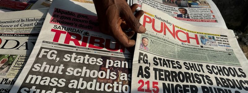 Sowohl kriminelle Banden als auch Terrormilizen entführen immer wieder Schulkinder in Nigeria. (Archivbild) - Foto: Sunday Alamba/AP/dpa