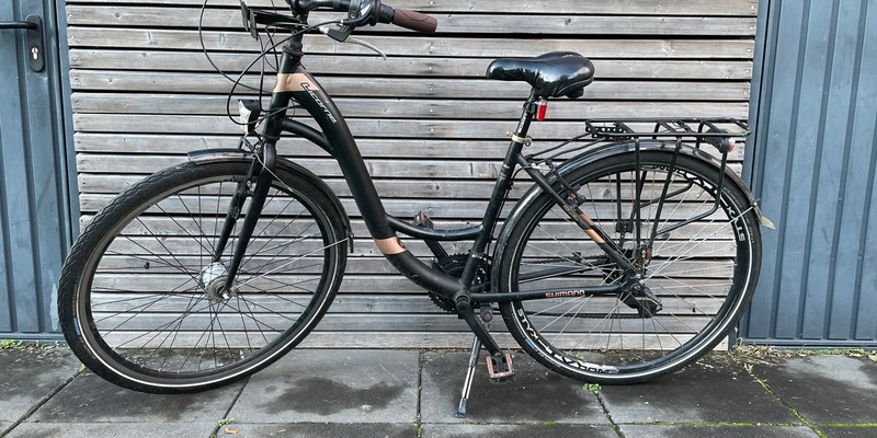 POL-ROW: ++Trunkenheitsfahrten enden mit Blutentnahmen++Unbekannte setzen Altglascontainer in Brand++Wendemanöver mit Folgen++Brand am Flugplatzgelände in Rotenburg++Polizei sucht Fahrradeigentümer+++ - Foto: presseportal.de