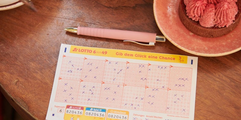 Millionär dank LOTTO 6aus49 / Glück im Kreis Unna - Foto: presseportal.de