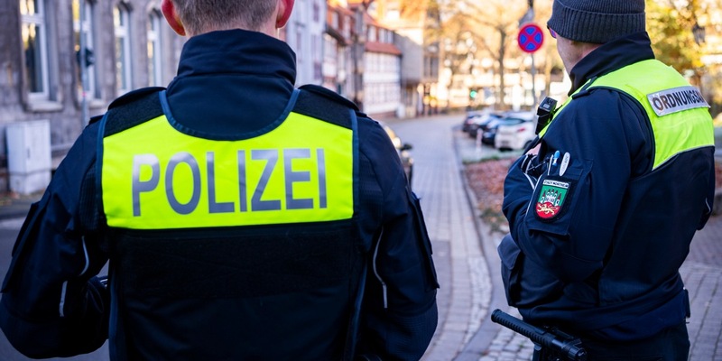 POL-NOM: Polizei und Stadt kontrollieren Fußgängerzone: Hohe Zahl an Verkehrsverstößen festgestellt - Foto: presseportal.de