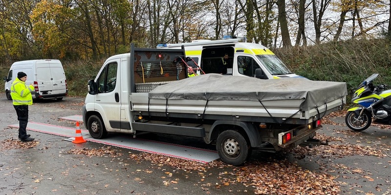 POL-MG: Bilanz der Kontrolltage im Rahmen der europäischen Aktionswoche ROADPOL zum Thema Truck & Bus - Foto: presseportal.de