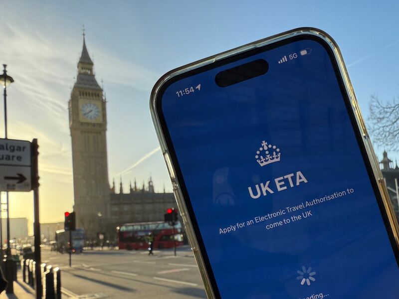 Seit dem 2. April brauchen deutsche Reisende ohne Visum eine elektronische Einreisegenehmigung. (Symbolbild) - Foto: Jan Mies/dpa