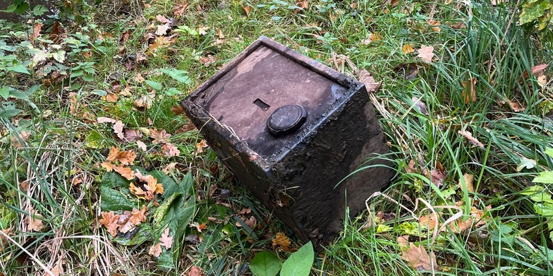 POL-KLE: Kalkar - Aufgefundener Tresor an der Ley in Kalkar / Polizei sucht Besitzer - Foto: presseportal.de