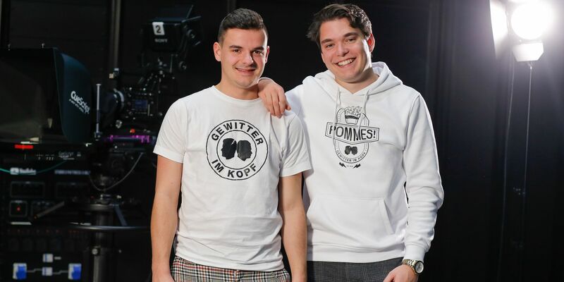 Jan Zimmermann (links) vom Youtube-Kanal «Gewitter im Kopf» ist tot. - Foto: Gerald Matzka/dpa-Zentralbild/ZB
