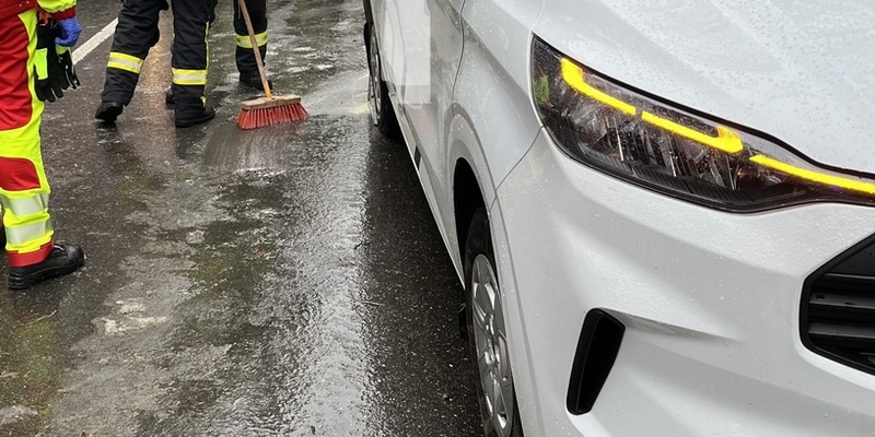 FW Eigeltingen: Verkehrsunfall bei Heudorf (Hegau) - Foto: presseportal.de