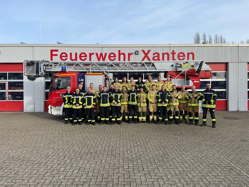 FW Xanten: Erfolgreicher Abschluss der Module 1 und 2 der interkommunalen Truppmannausbildung - Foto: presseportal.de