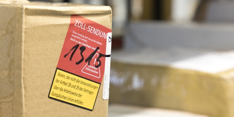 HZA-KO: Weihnachten und Black Friday: Wichtige Hinweise des Zolls zu Bestellungen und Geschenken aus dem Ausland - Foto: presseportal.de