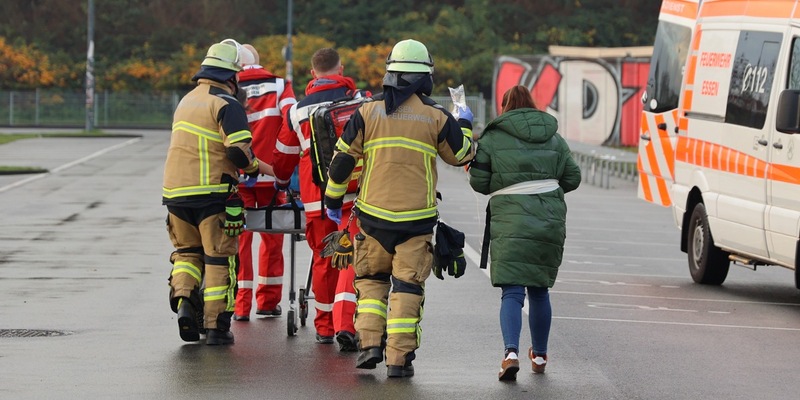 FW-E: Philippusstift Essen und Feuerwehr Essen proben den Ernstfall - Großübung mit Fokus auf Massenanfall von Verletzten - Foto: presseportal.de