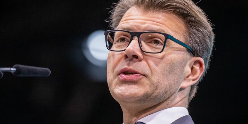 Daniel Caspary ist seit mehr als 20 Jahren Europaabgeordneter und derzeit noch Co-Vorsitzender der CDU/CSU-Gruppe im Parlament. (Archivbild) - Foto: Michael Kappeler/dpa