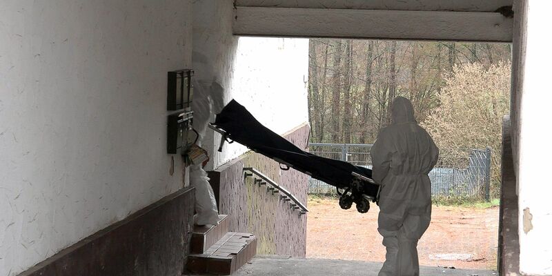 Der Gerichtsvollzieher wurde am Dienstagmorgen getötet. - Foto: Thorsten Kremers/dpa