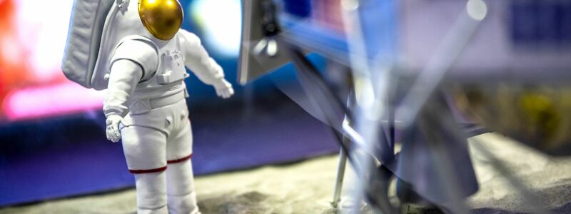 Die europäische Raumfahrtbehörde Esa feiert in diesem Jahr ihr 50-jähriges Bestehen. - Foto: Sina Schuldt/dpa