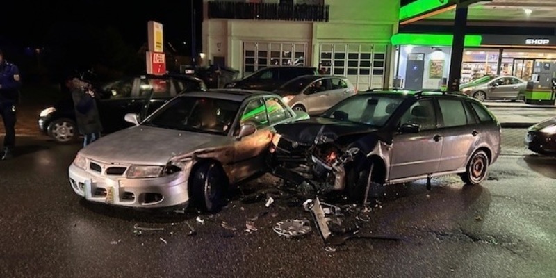 POL-PDLD: Bad Bergzabern - Verkehrsunfall mit drei leichtverletzten Personen - Foto: presseportal.de