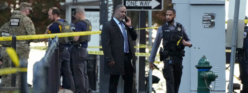 Mitten am Tag sind in der Innenstadt von Washington Schüsse gefallen.  - Foto: Mark Schiefelbein/AP/dpa