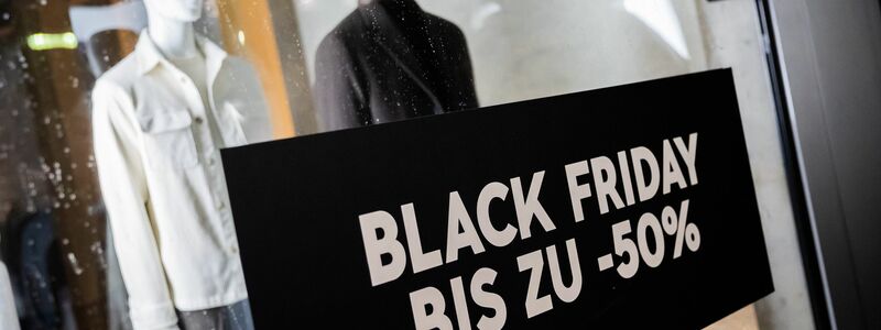 Wenn die Schnäppchen-Flut kein Ende nimmt, ist ständig Selbstkontrolle gefragt. (Archivbild) - Foto: Christoph Soeder/dpa