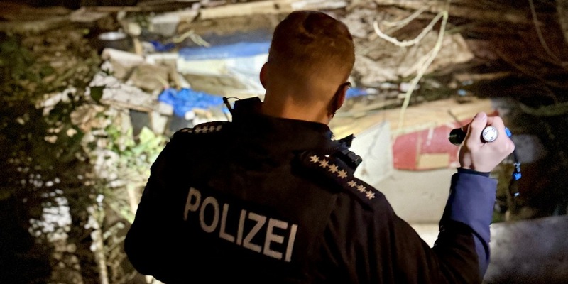POL-D: Sicherheit im Bahnhofsumfeld - Polizei im Einsatz zur Verhinderung einer offenen Szene - Bilanz der gestrigen Aktion - Foto: presseportal.de
