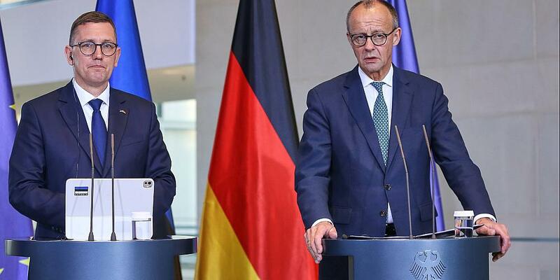 Kristen Michal und Friedrich Merz am 27.11.2025 - Foto: über dts Nachrichtenagentur