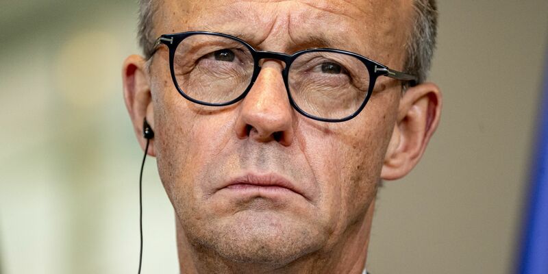 Kanzler Merz zeigt sich vor den Renten-Gesprächen optimistisch. - Foto: Fabian Sommer/dpa