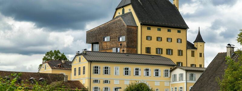 Im ehemaligen Kloster Goldenstein leben die Nonnen seit Monaten als «Kloster-Besetzerinnen». (Archivbild) - Foto: Chris Hofer/FRANZ NEUMAYR/dpa