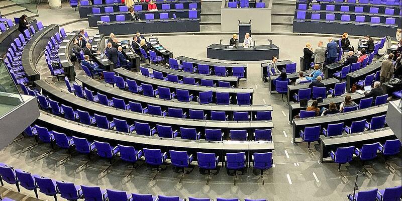 Bundestagssitzung am 28.11.2025 - Foto: über dts Nachrichtenagentur