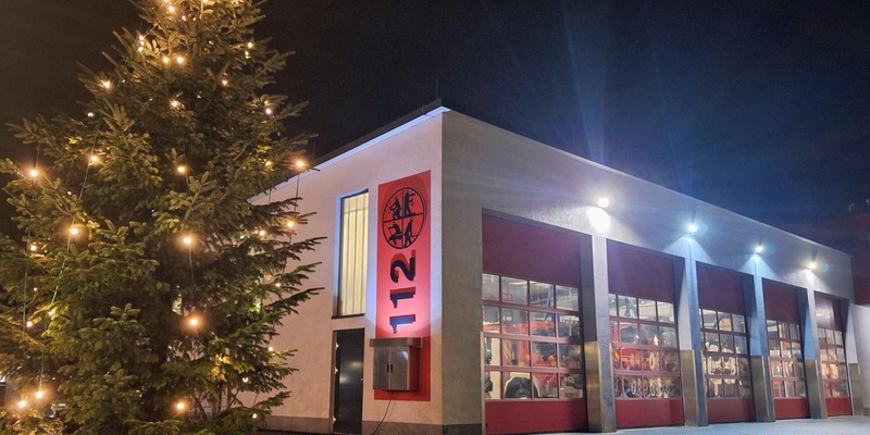 FW-EN: Haßlinghausen trifft sich zum Winterzauber beim Löschzug - Foto: presseportal.de