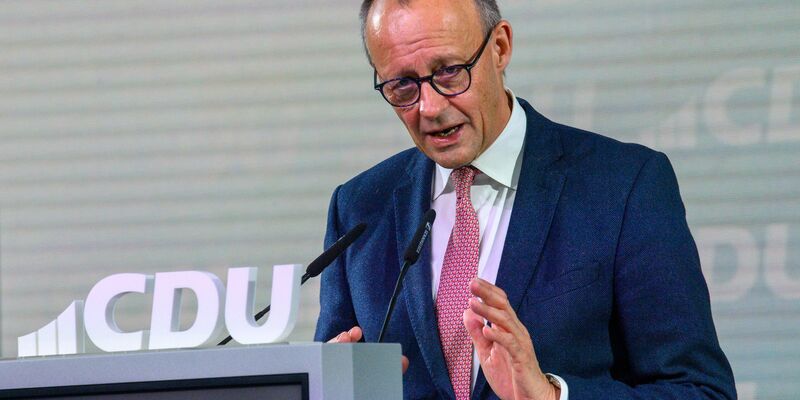 «Wir müssen ein starker Industriestandort bleiben», sagt Kanzler Friedrich Merz (CDU). - Foto: Klaus-Dietmar Gabbert/dpa