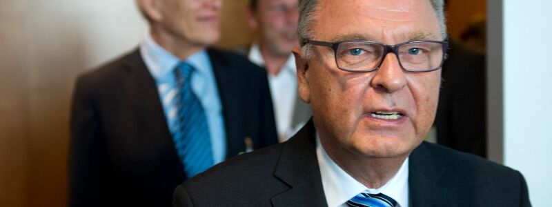 Der frühere Verfassungsgerichtspräsident Hans-Jürgen Papier hatte zuletzt den Vorsitz der Beratenden Kommission NS-Raubgut inne. (Archivbild) - Foto: Bernd von Jutrczenka/dpa