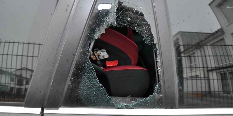 POL-ME: Autos auf Grundschulparkplatz aufgebrochen - 2511128 - Foto: presseportal.de