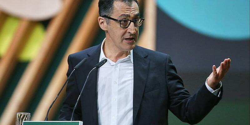 Cem Özdemir am 30.11.2025 - Foto: über dts Nachrichtenagentur