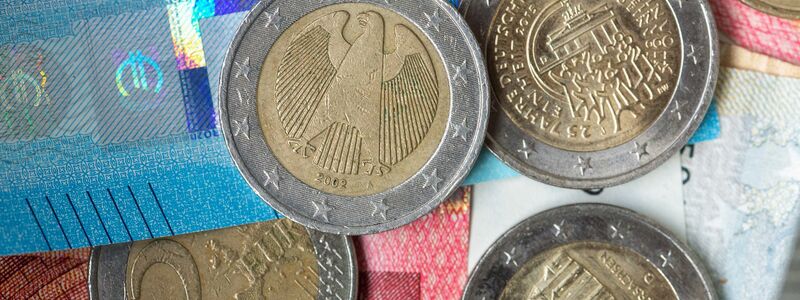 Bulgarien ersetzt die bisherige Landeswährung Lew ab 2026 mit dem Euro. (Symbolbild) - Foto: Fernando Gutierrez-Juarez/dpa