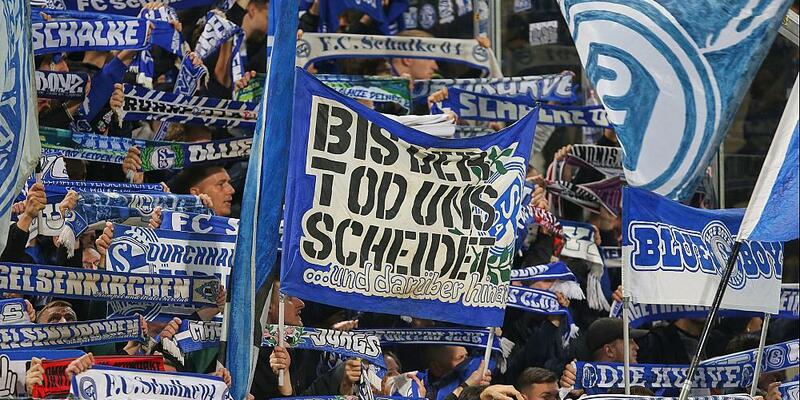 Fans von Schalke 04 (Archiv) - Foto: über dts Nachrichtenagentur