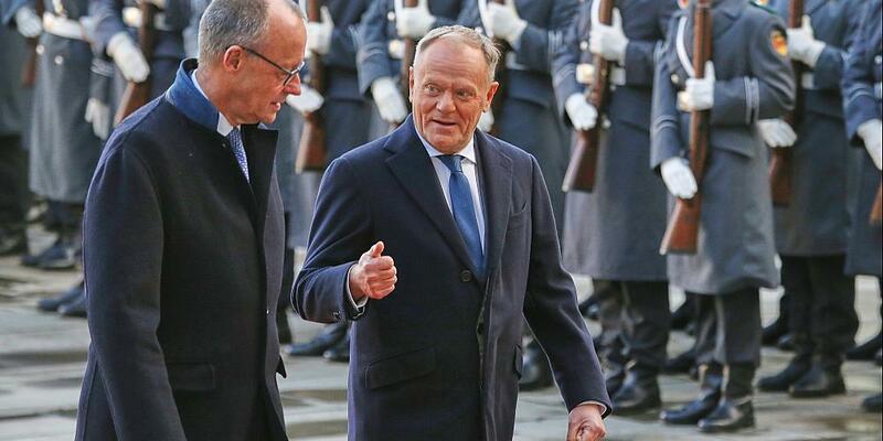 Friedrich Merz und Donald Tusk am 01.12.2025 - Foto: über dts Nachrichtenagentur