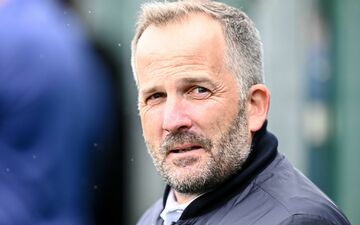 Manuel Baum soll bis zum Saisonende Trainer des FC Augsburg bleiben. - Foto: Harry Langer/dpa