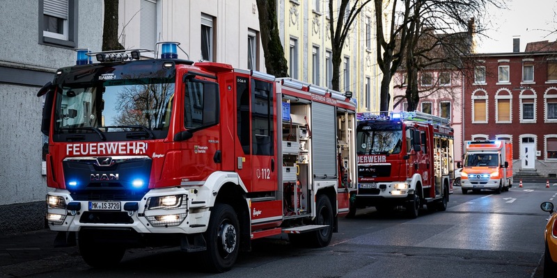 FW-MK: Entstehungsbrand in einer Lagerhalle - Foto: presseportal.de