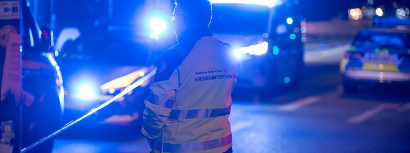 Der Einsatz der Polizei lief am Abend noch.  - Foto: Rene Schröder/News5/dpa