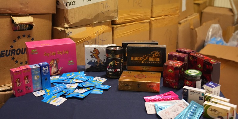 HZA-SW: Gefährliche Potenzmittel gestoppt - Zoll stellt mehr als 50.000 illegale Präparate sicher - Foto: presseportal.de