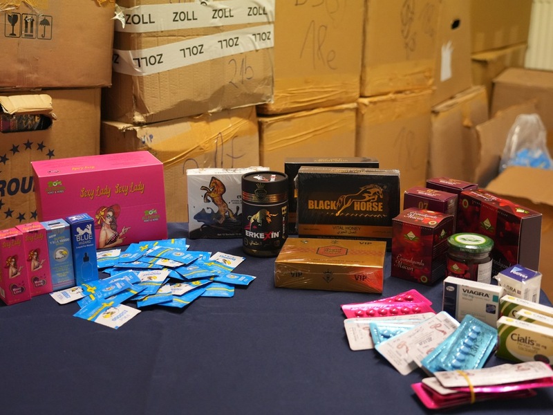 HZA-SW: Gefährliche Potenzmittel gestoppt - Zoll stellt mehr als 50.000 illegale Präparate sicher - Foto: presseportal.de