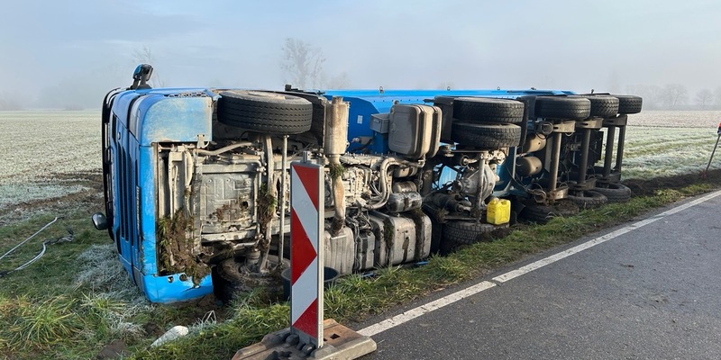 POL-PDLD: Leimersheim - LKW umgekippt - Foto: presseportal.de