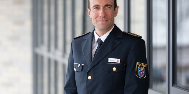 Mittelhessen: Polizeipräsident Krückemeier dankt Einsatzkräften und Bevölkerung nach Einsatzlage in Gießen - Foto: presseportal.de