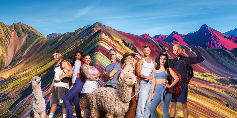 Daymian Weiß Brenda Brinkmann Kate Merlan Chris Töpperwien Marlisa Rudzio Laurenz Pesch Elsa Latifaj Sinan Cakin Reality Backpackers - Foto: Joyn/Augusto Escribens, presseportal.de