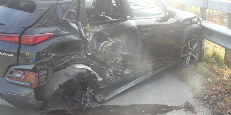 POL-CUX: Mehrere Verkehrsunfälle mit verletzten Personen - Unfall mit fünf beteiligten Fahrzeugen auf der BAB (Foto im Anhang) - Foto: presseportal.de