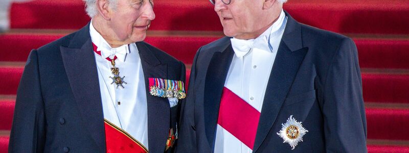 Gegenbesuch: Bundespräsident Frank-Walter Steinmeier und seine Frau Elke Büdenbender kommen zum Staatsbesuch nach London - Foto: Jens Büttner/dpa