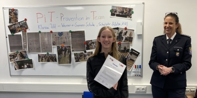 POL-OF: 18 Schülerinnen und Schüler ausgezeichnet: PiT-Programm erfolgreich abgeschlossen - Foto: presseportal.de