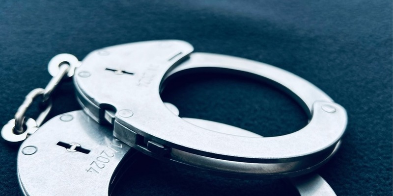 HZA-SI: Zoll vollstreckt Haftbefehl gegen Prokuristin wegen Schwarzarbeit - Foto: presseportal.de