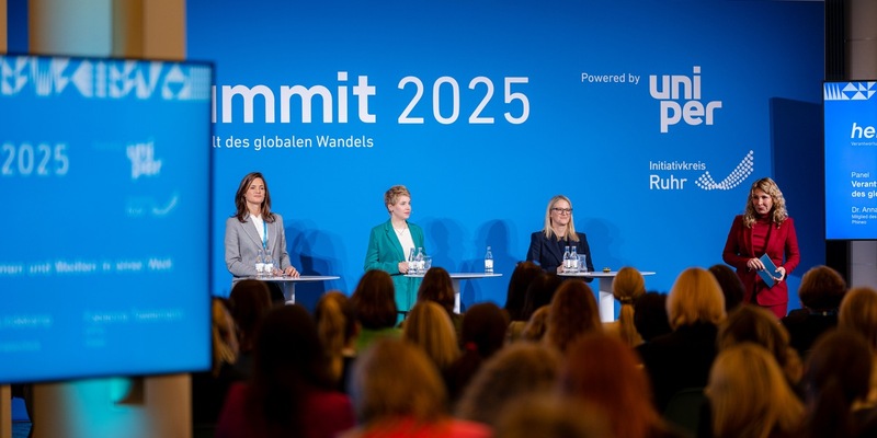 Beim her.summit diskutierten Managerinnen über Wirtschaft und Sicherheit in einer neuen Ära - Foto: presseportal.de