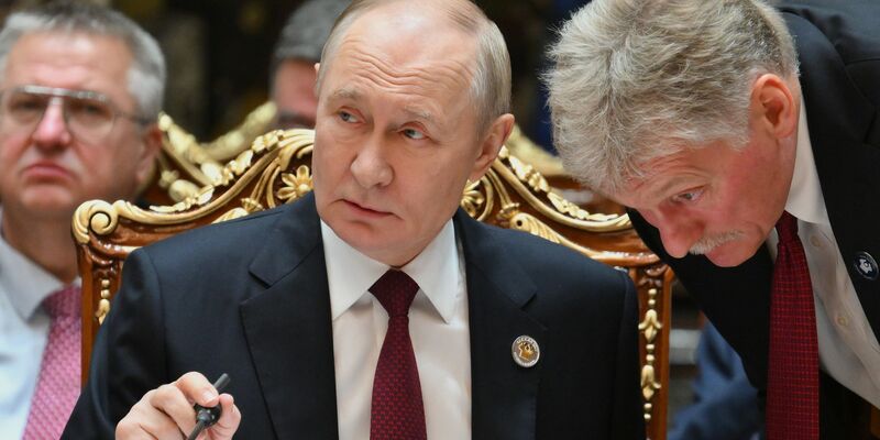 Russland und die USA wollen sich bei ihren Gesprächen zur Ukraine nicht in die Karten schauen lassen. (Archivbild) - Foto: Grigory Sysoyev/Pool Sputnik Kremlin/dpa