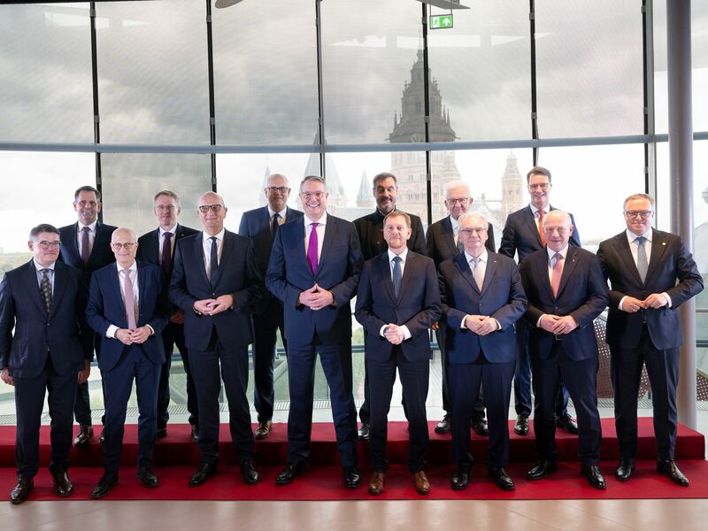 Die Ministerpräsidenten haben klare Forderungen an den Bund. (Archivbild) - Foto: Boris Roessler/dpa