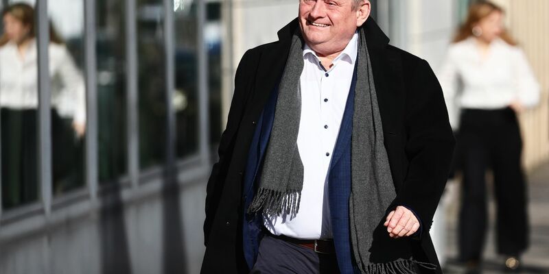 Der neue DRK-Präsident Hermann Gröhe setzt sich für eine Stärkung des Ehrenamts ein. (Archivbild) - Foto: Christoph Soeder/dpa